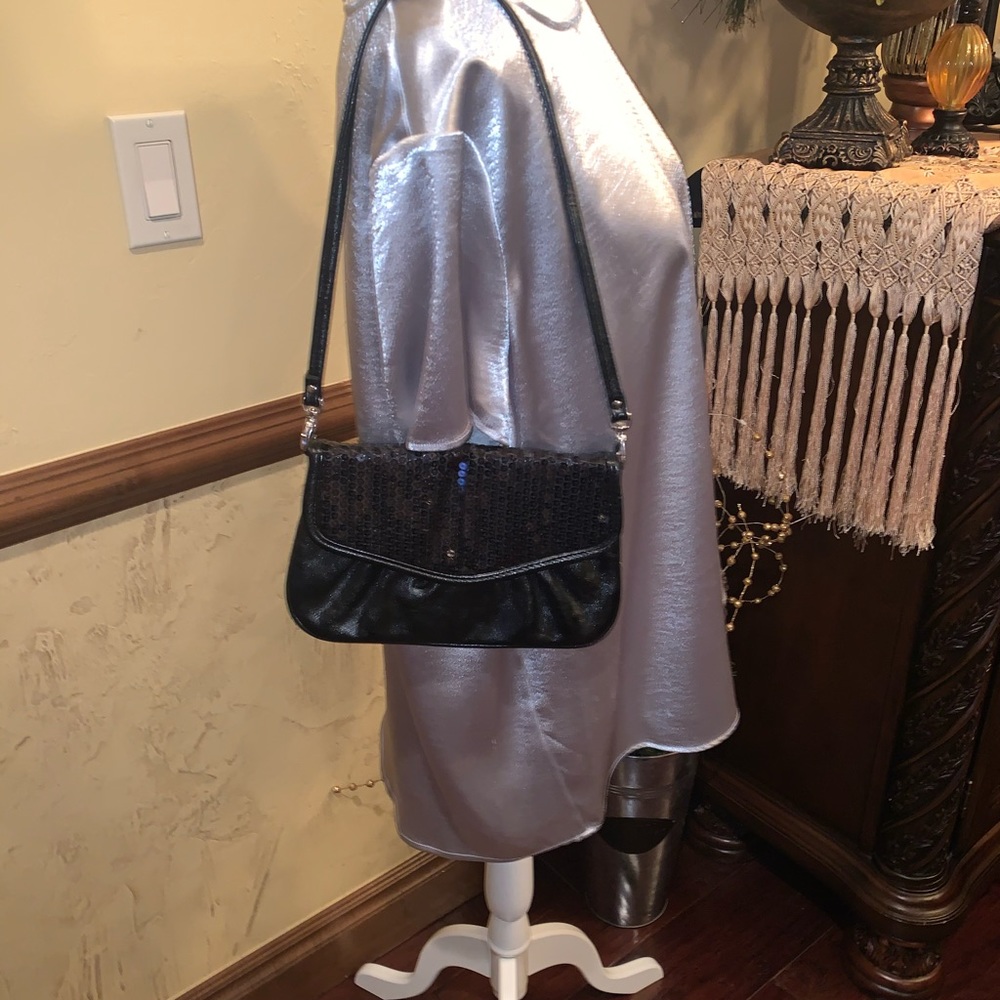 ***Nwot - Grace Adele Sequin Black Handbag - image 8